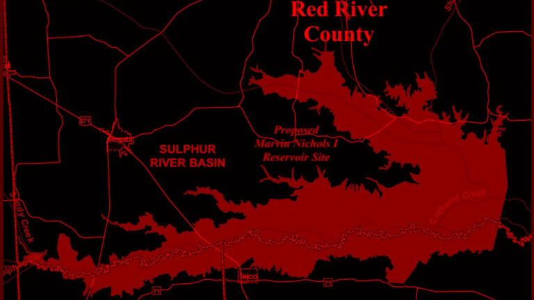 Federal Reserve’s Cautious Interest Rate Policy Sparks Debate Amid Inflation Crisis